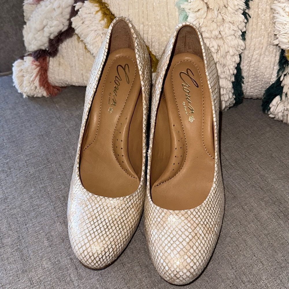 Crown by Born Snakeskin Block Heel Shoes! - Picture 2 of 7
